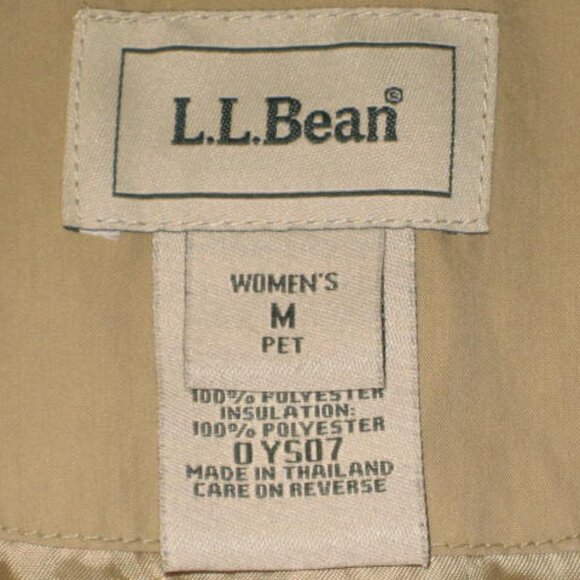 L.L. Bean Medium Petite Tan Quilted Snap Long Coat Thermore Chore Barn Excellent - Picture 2 of 16